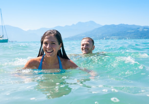     Swimming in the azure blue Attersee 